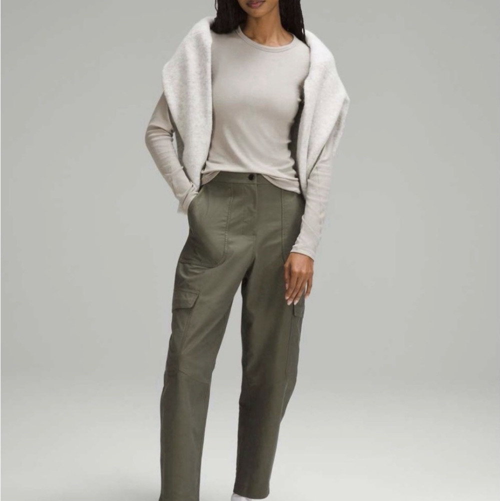 Lululemon Utilitech Cargo Pocket High-Rise Barrel Pants Army Green Size 24